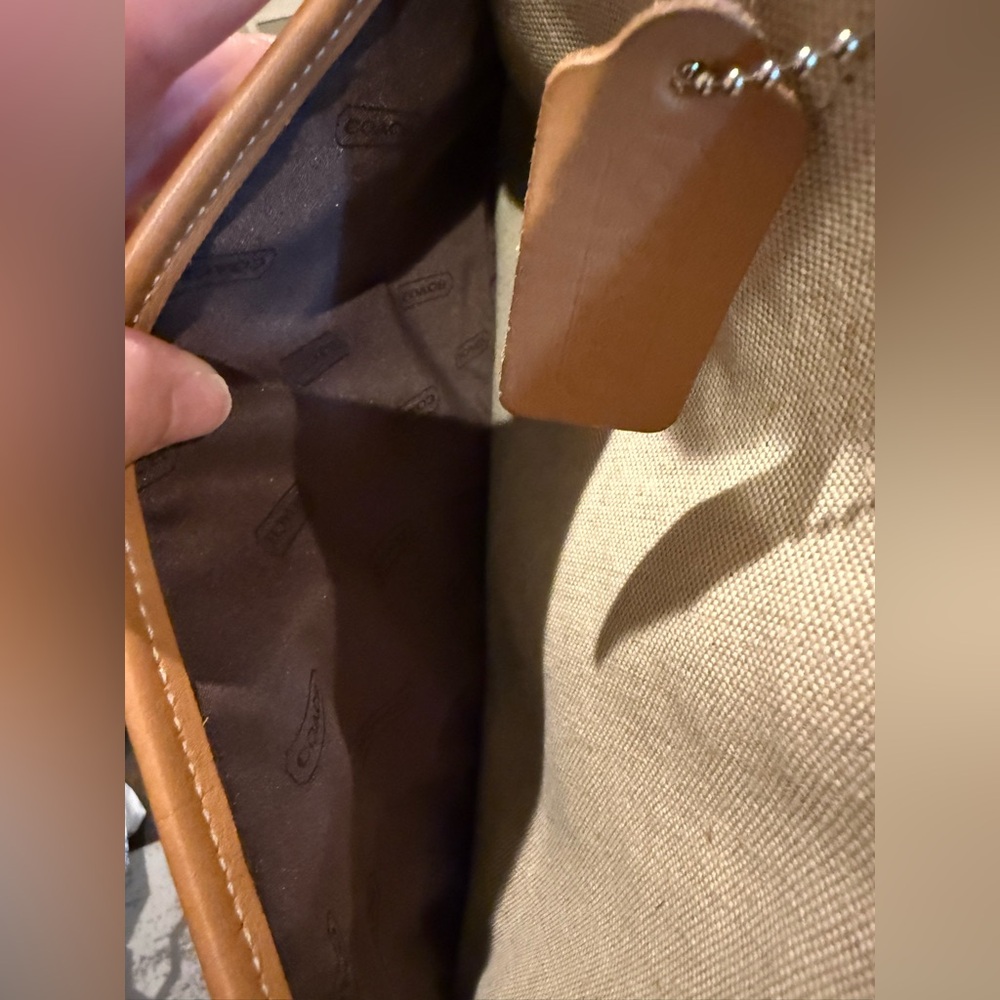 Coach Bleeker 6121 Tan and Brown Leather and Linen Tote EUC Made in the USA 🇺🇸🇺🇸 - Picture 16 of 17